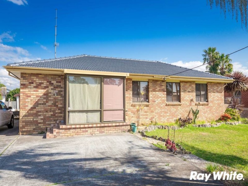 70 Benaud Crescent, Warilla NSW 2528