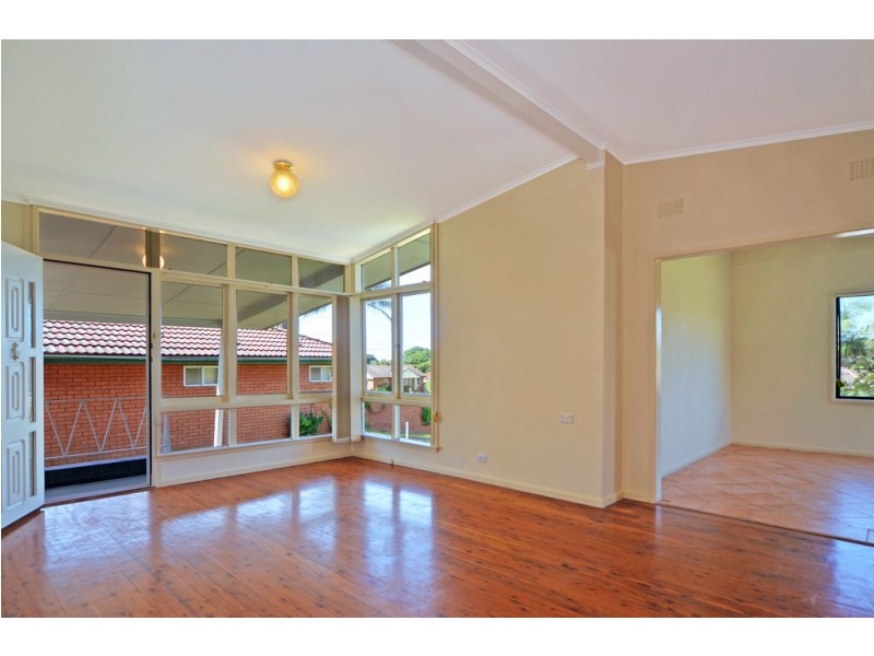 2 O’Reilly Street, Warilla NSW 2528