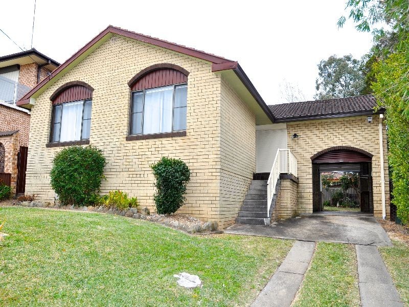 31 Shipton Crescent, Mount Warrigal NSW 2528