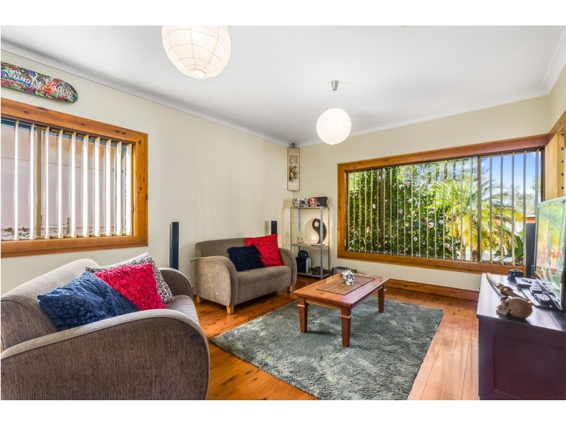 20 Ulster Avenue, Warilla NSW 2528