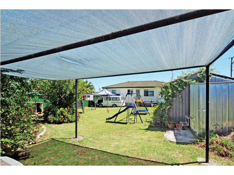 237 Shellharbour Road, Barrack Heights NSW 2528