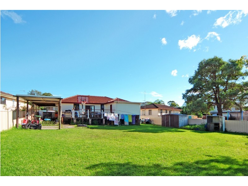 31 Messenger Road, Barrack Heights NSW 2528