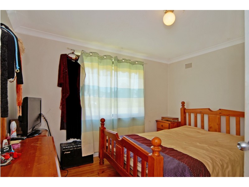 31 Messenger Road, Barrack Heights NSW 2528