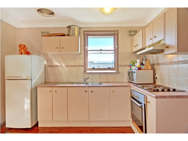 100 Lake Entrance Road, Mount Warrigal NSW 2528