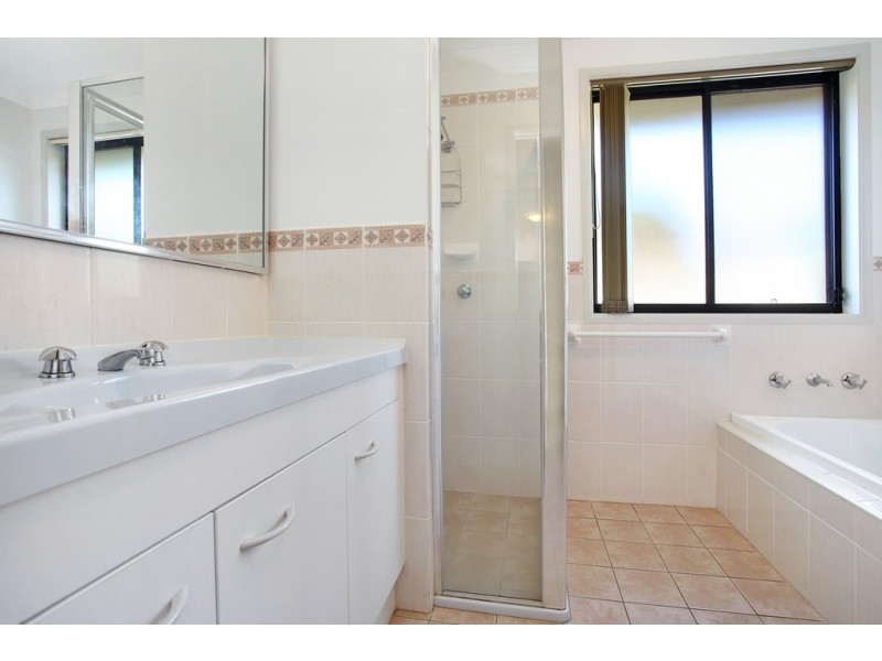 11 Parkinson Avenue, Shell Cove NSW 2529