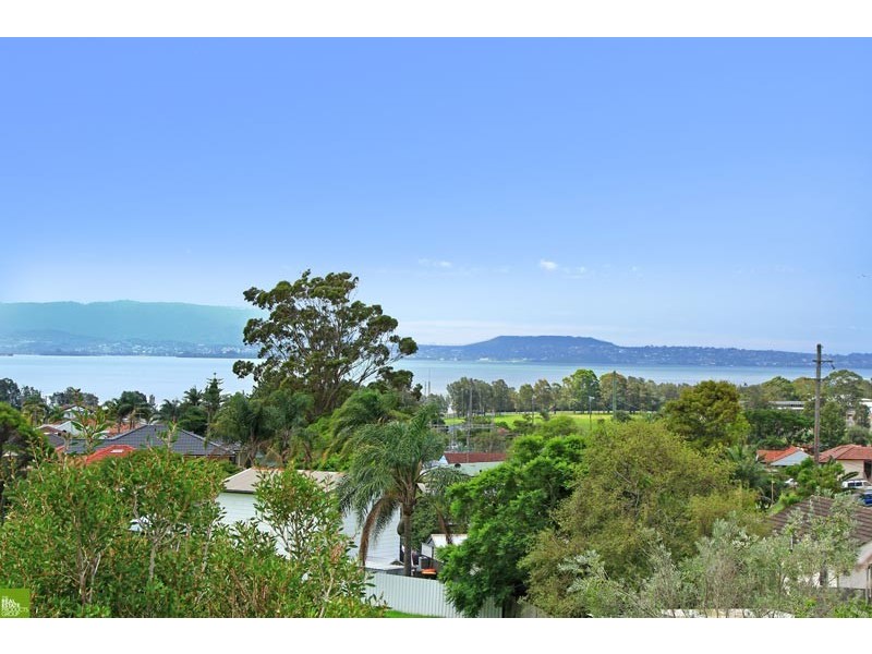 92 Landy Drive, Mount Warrigal NSW 2528