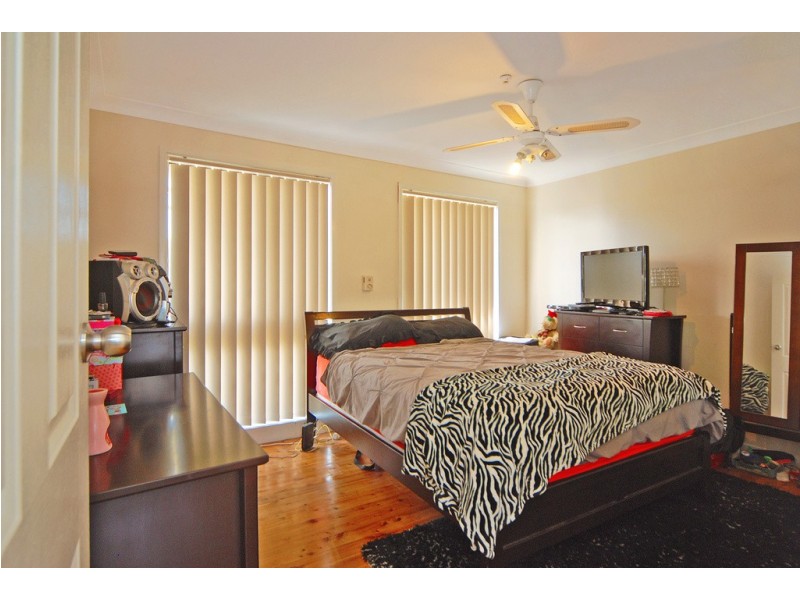 3 Woodlands Drive, Barrack Heights NSW 2528