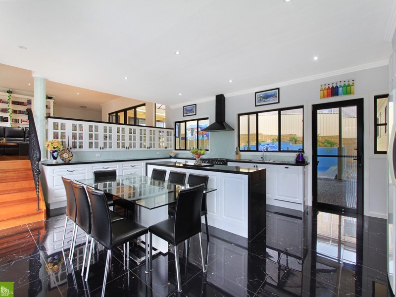 9 Francis Road, Flinders NSW 2529