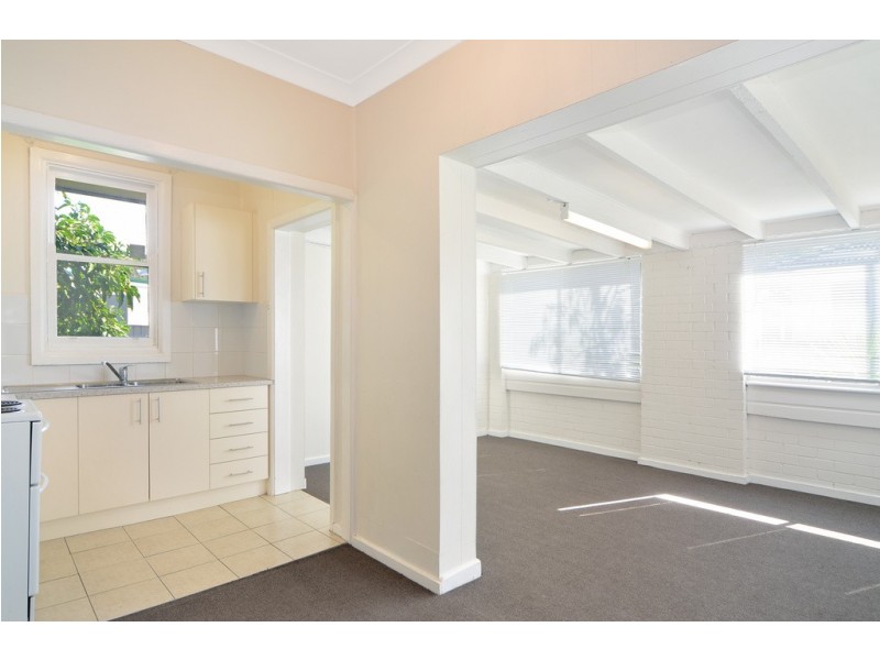 96 Shellharbour Road, Warilla NSW 2528