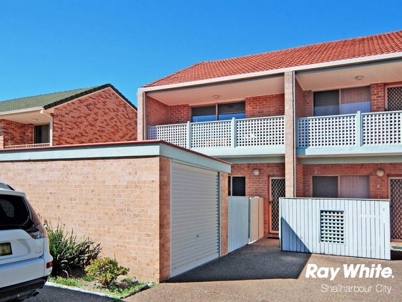 4/11 Grove Circuit, Lake Illawarra NSW 2528