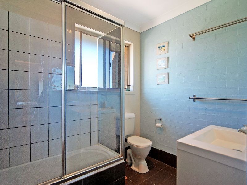 4/11 Grove Circuit, Lake Illawarra NSW 2528