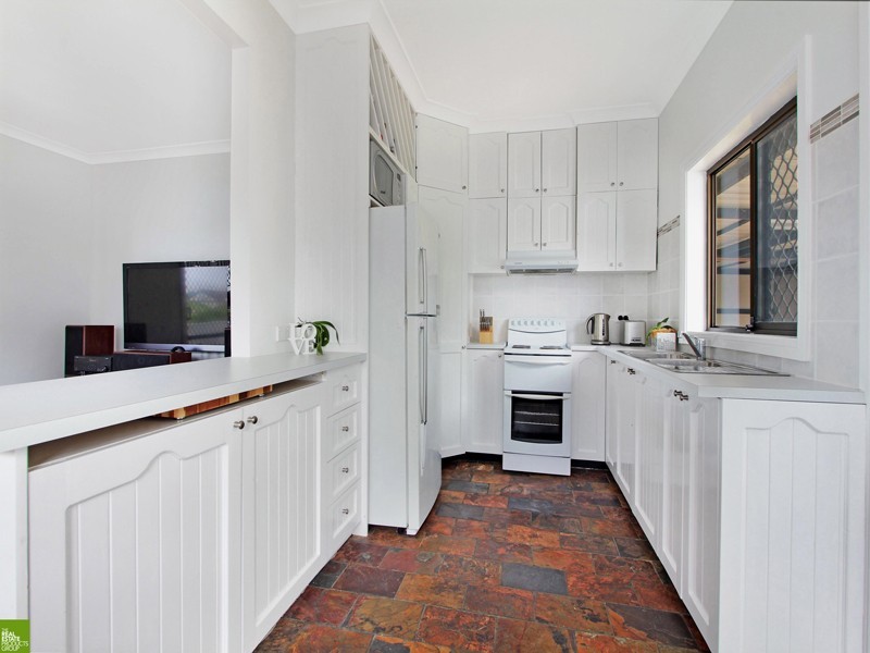 28 Konrads Road, Mount Warrigal NSW 2528