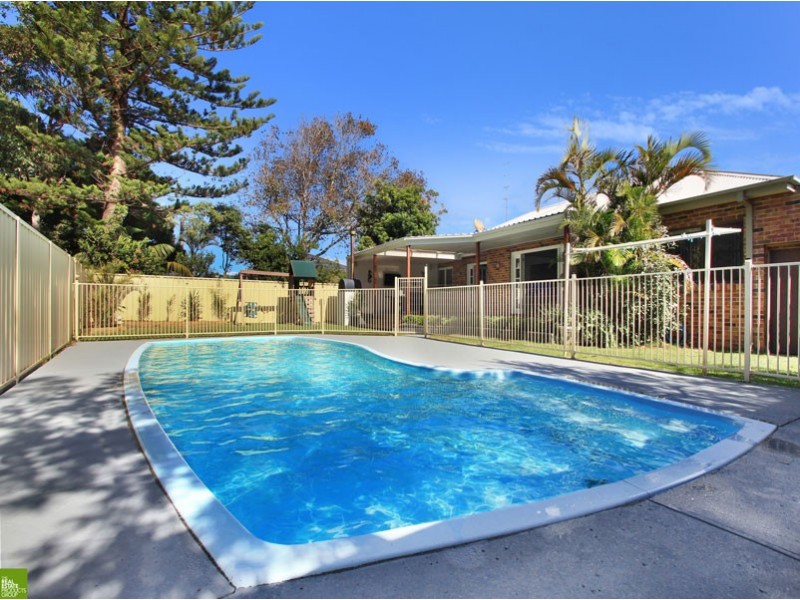 45 Ocean Street, Windang NSW 2528