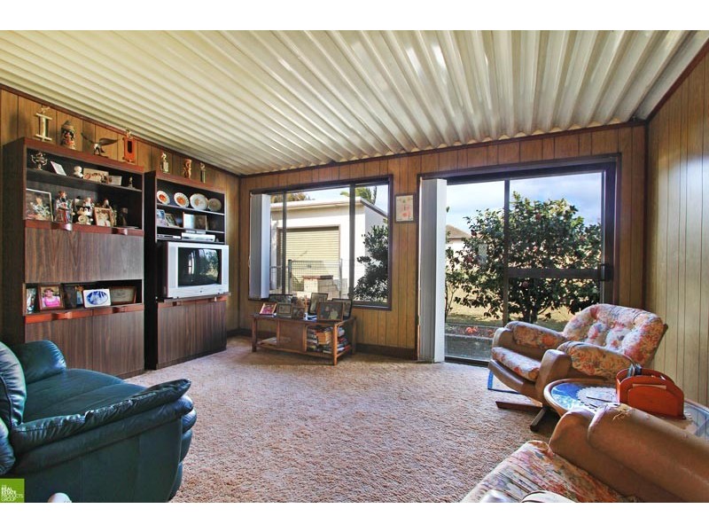 161 Pur Pur Avenue, Lake Illawarra NSW 2528