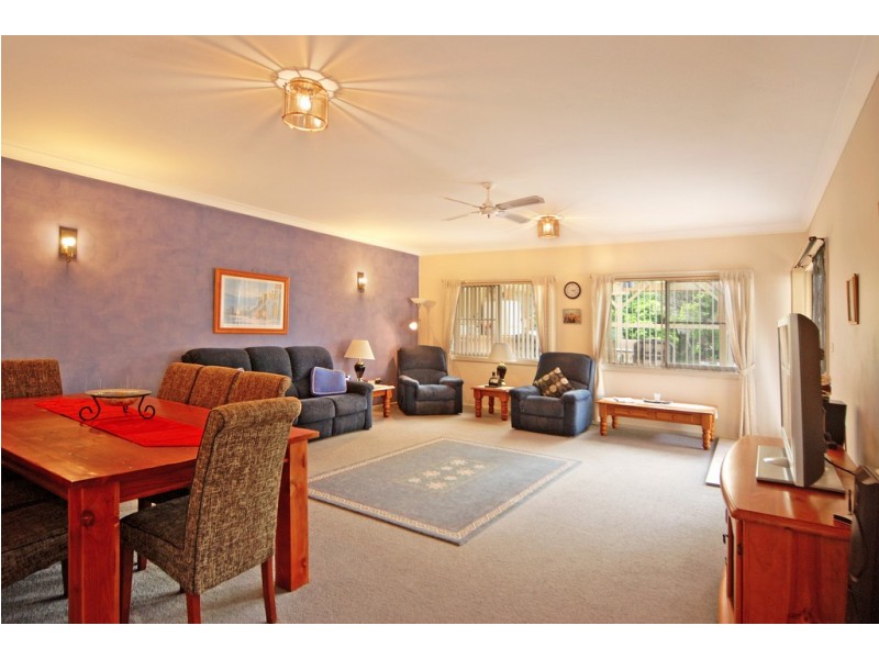 12 Primbee Crescent, Primbee NSW 2502