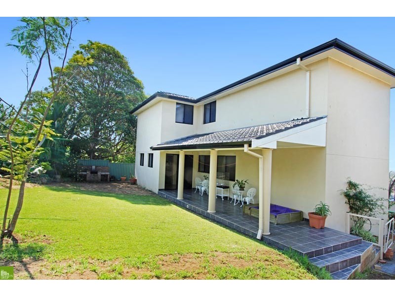 61 Cassia Street, Barrack Heights NSW 2528