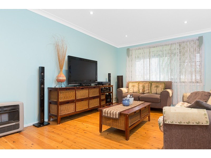 55 Phillip Crescent, Barrack Heights NSW 2528