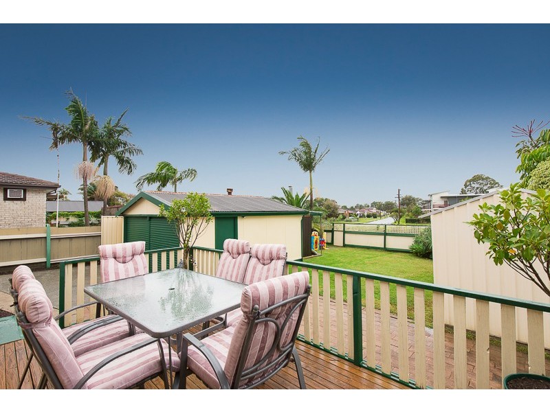 55 Phillip Crescent, Barrack Heights NSW 2528