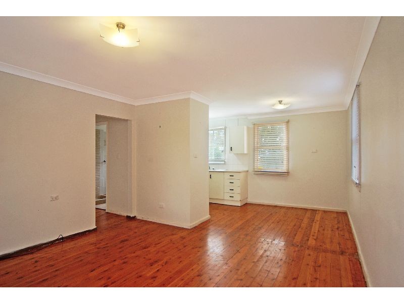 38 Day Street, Lake Illawarra NSW 2528