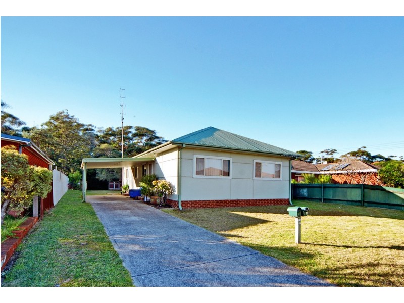 31 Ocean Street, Windang NSW 2528