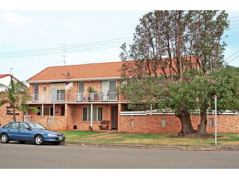 2/8 Windang Street, Lake Illawarra NSW 2528