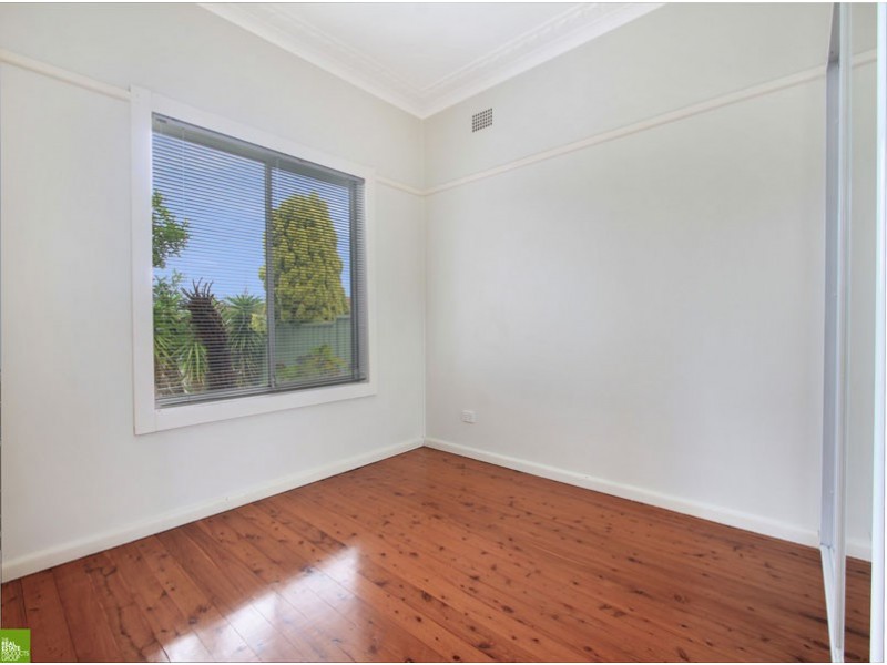 45 Anne Street, Warilla NSW 2528