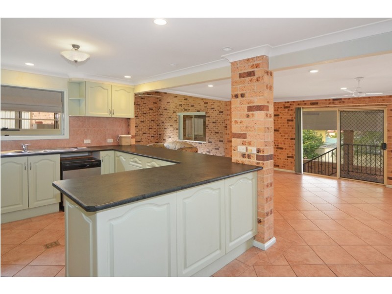 14 Wallis Close, Flinders NSW 2529