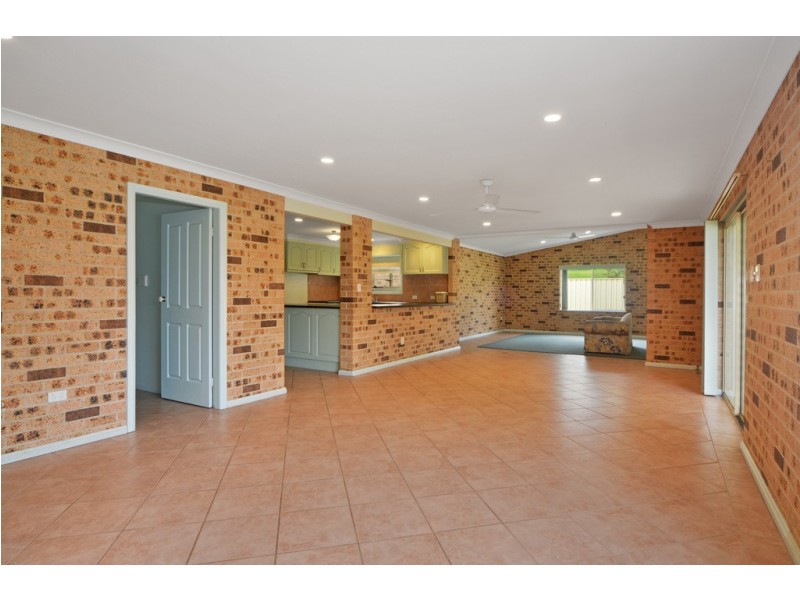 14 Wallis Close, Flinders NSW 2529