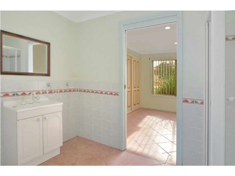 14 Wallis Close, Flinders NSW 2529