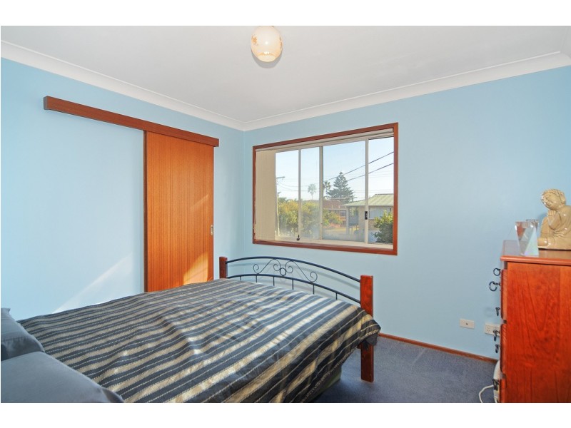 1/54 Peterborough Avenue, Lake Illawarra NSW 2528