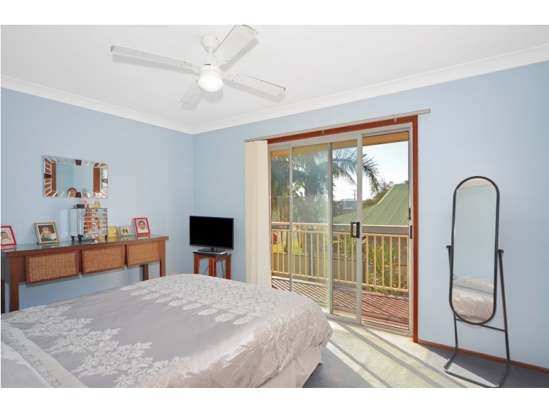 1/54 Peterborough Avenue, Lake Illawarra NSW 2528