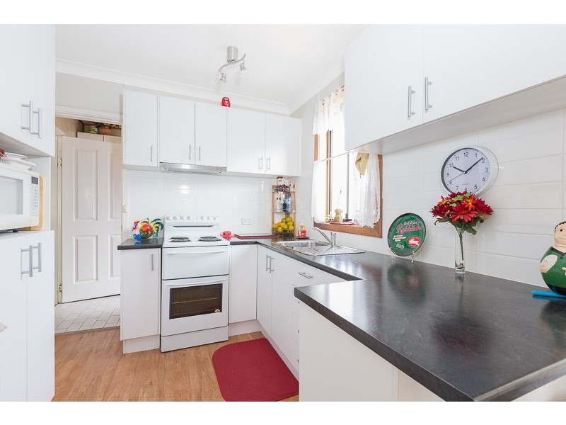 3 Stanley Street, Lake Illawarra NSW 2528