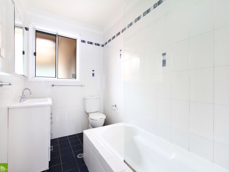 7 Cox Parade, Mount Warrigal NSW 2528