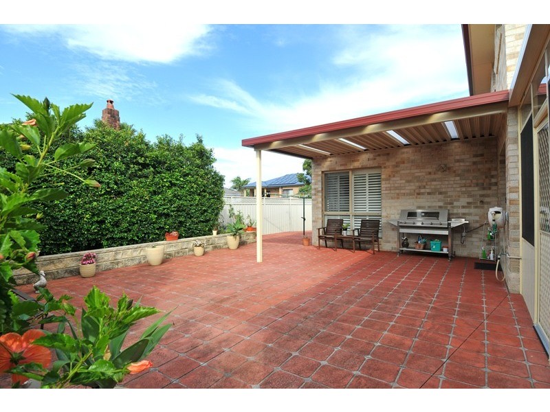 18 Eastern Avenue, Shellharbour NSW 2529
