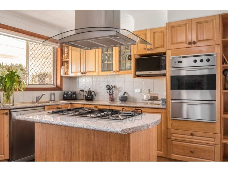 26 Wattle Street, Windang NSW 2528