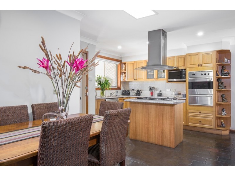 26 Wattle Street, Windang NSW 2528