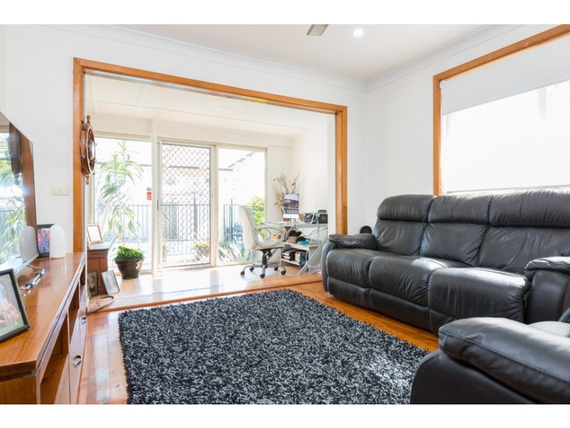 26 Wattle Street, Windang NSW 2528