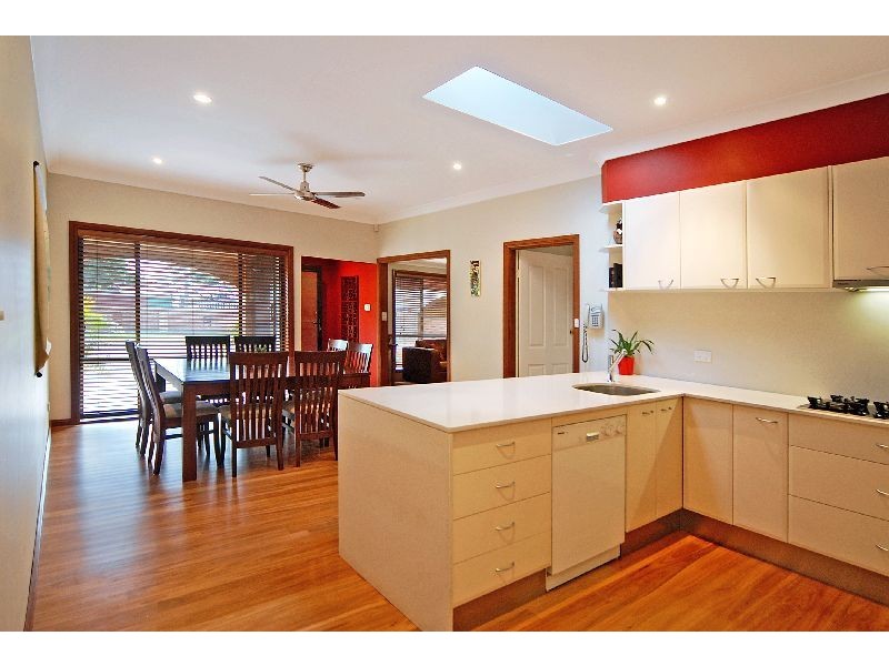 32 Wooroo Street, Albion Park Rail NSW 2527