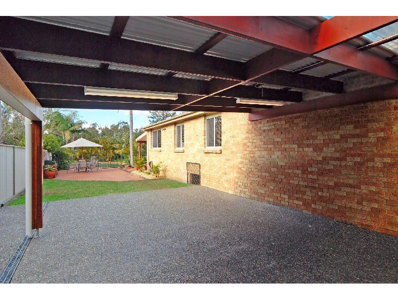 32 Wooroo Street, Albion Park Rail NSW 2527