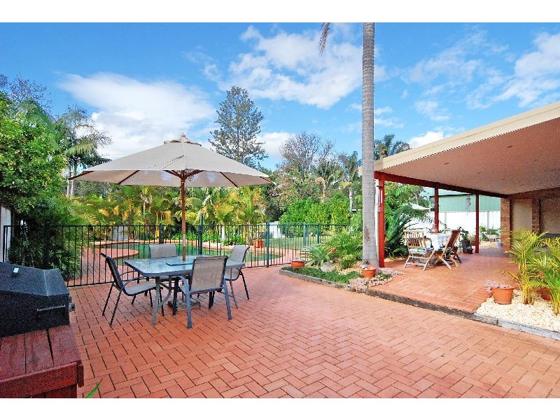 32 Wooroo Street, Albion Park Rail NSW 2527