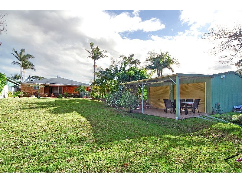 32 Wooroo Street, Albion Park Rail NSW 2527