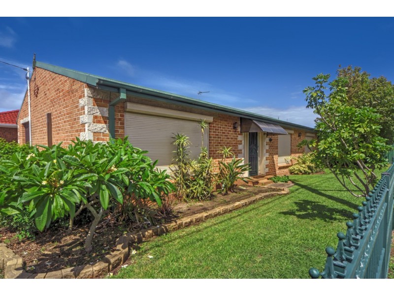 19 Lagoon Street, Barrack Heights NSW 2528