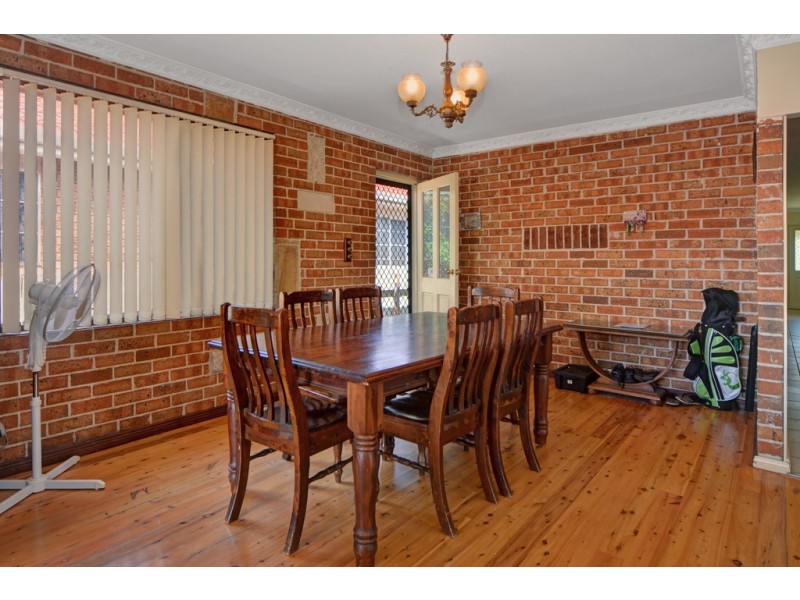 19 Lagoon Street, Barrack Heights NSW 2528