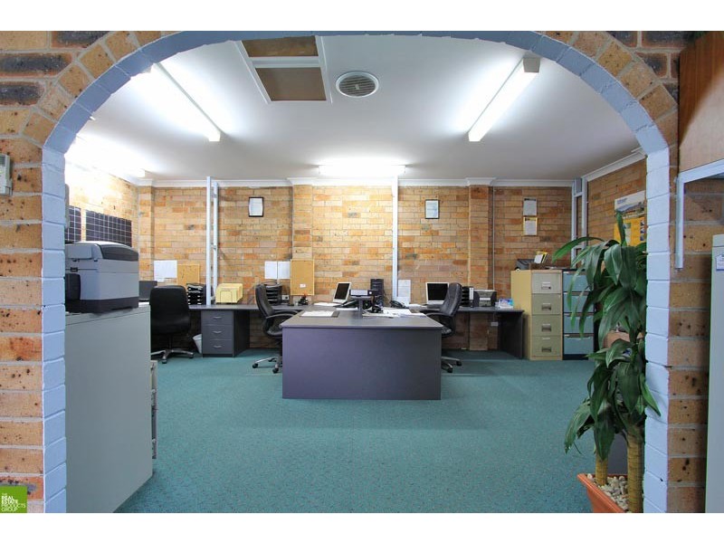 4/2 Commerce Drive, Lake Illawarra NSW 2528