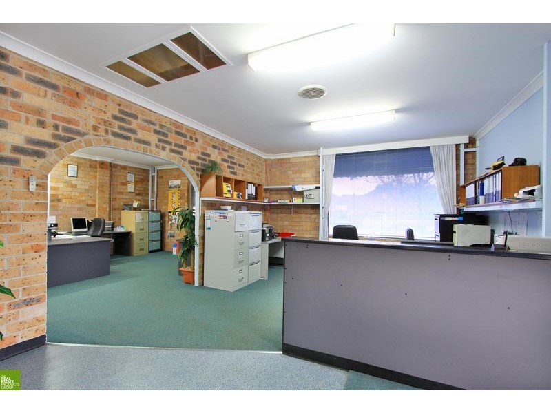 4/2 Commerce Drive, Lake Illawarra NSW 2528