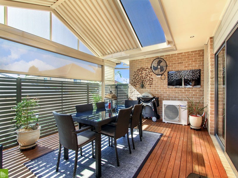 4/121 Daintree Drive, Albion Park NSW 2527