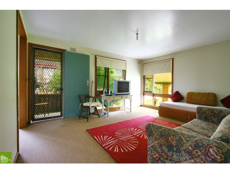 57 Roberts Avenue, Barrack Heights NSW 2528