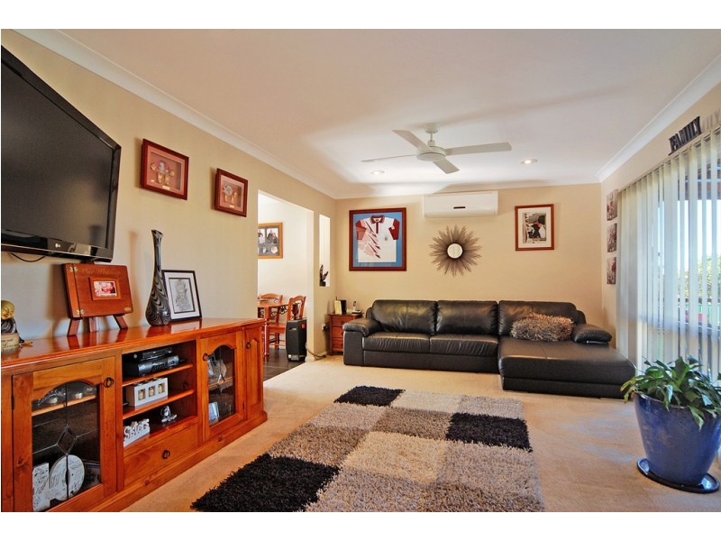4 Carabeen Street, Barrack Heights NSW 2528