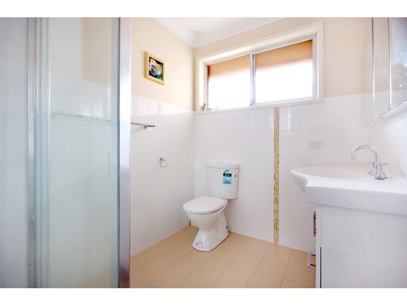 2/142 Pur Pur Avenue, Lake Illawarra NSW 2528