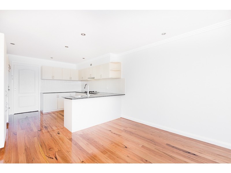 2/14 Byron Circuit, Flinders NSW 2529